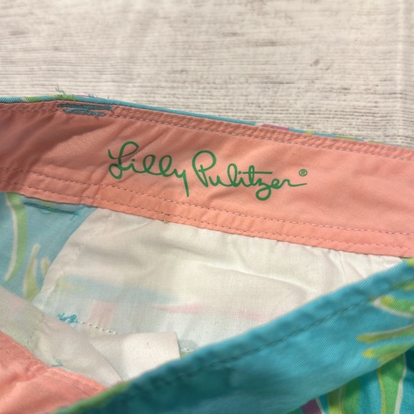 Woman’s Lily Pulitzer Resort Bermuda size 14 - Picture 3 of 9